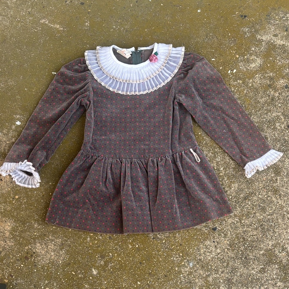 Adorable Kids Vintage 80s 90s Dress with Ruffled Collar